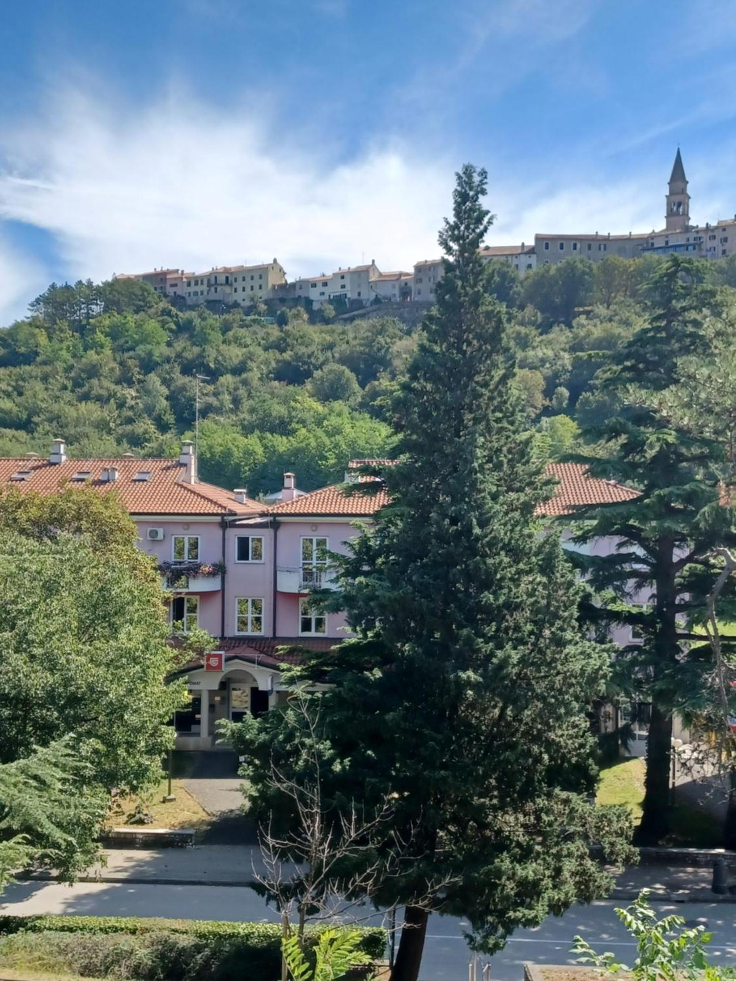 Stunning New Apartment In Centre Of Buzet Exterior photo